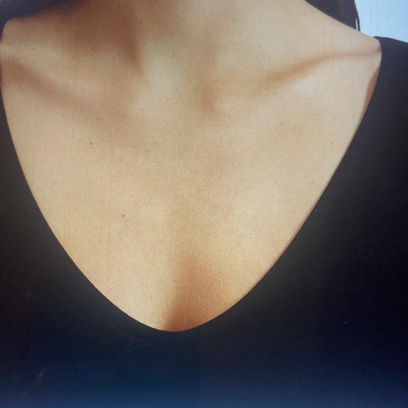 EVERLANE THE LONG SLEEVE V-NECK BODYSUIT IN S - Picture 4 of 11